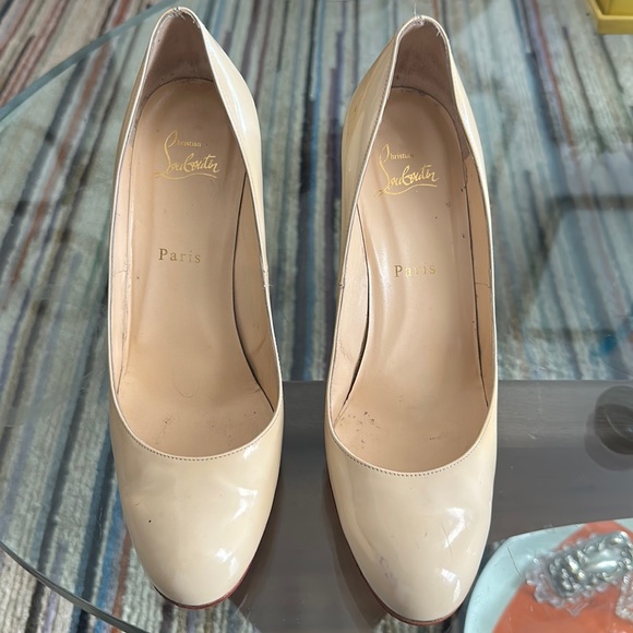 Christian Louboutin nude pumps